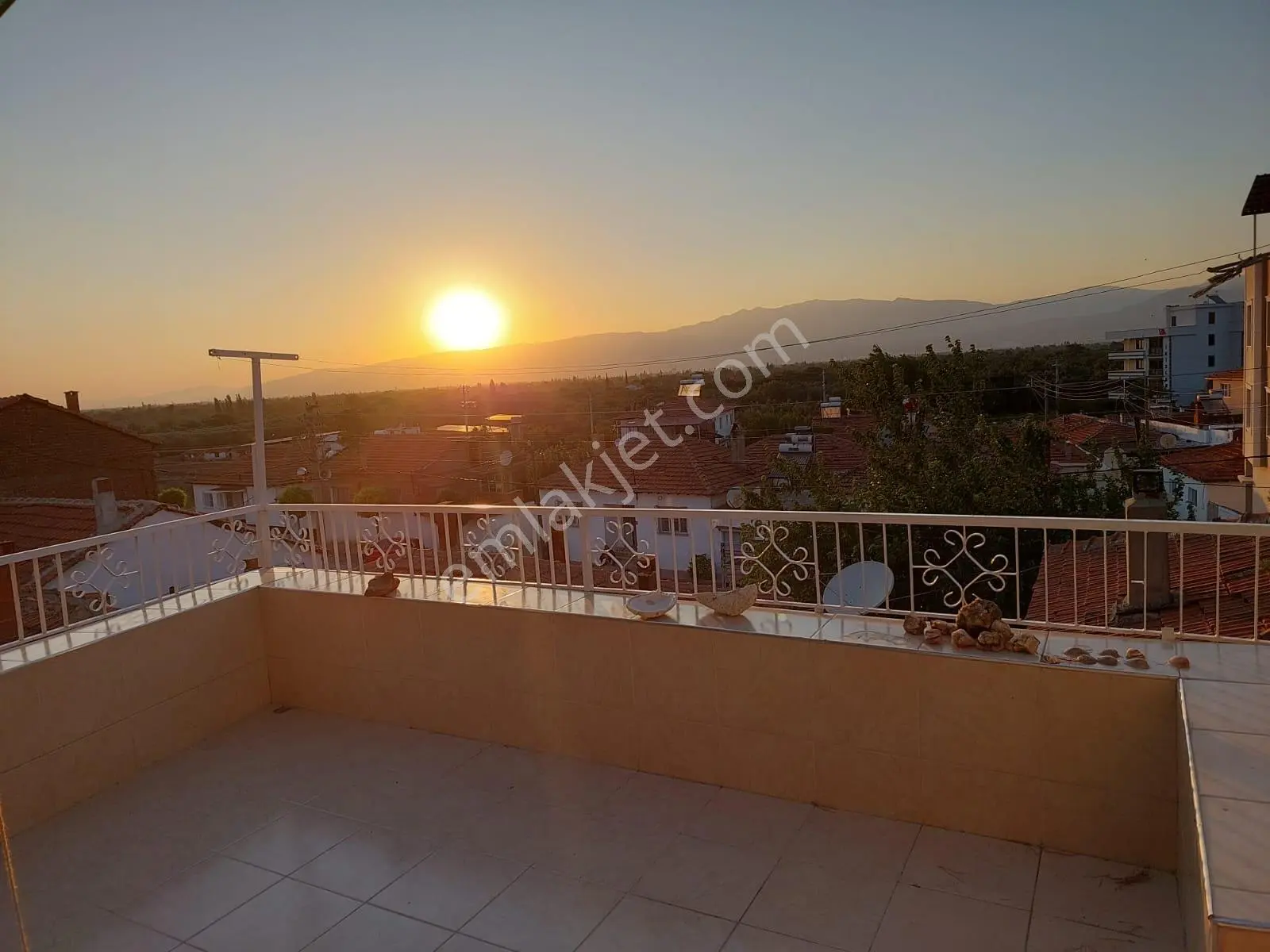 Havran Büyükdere’de Kaz Dağları Manzaralı Teraslı 2 Katlı Satılık Köy Evi! 2.450.000 Tl — fotoğraf 6