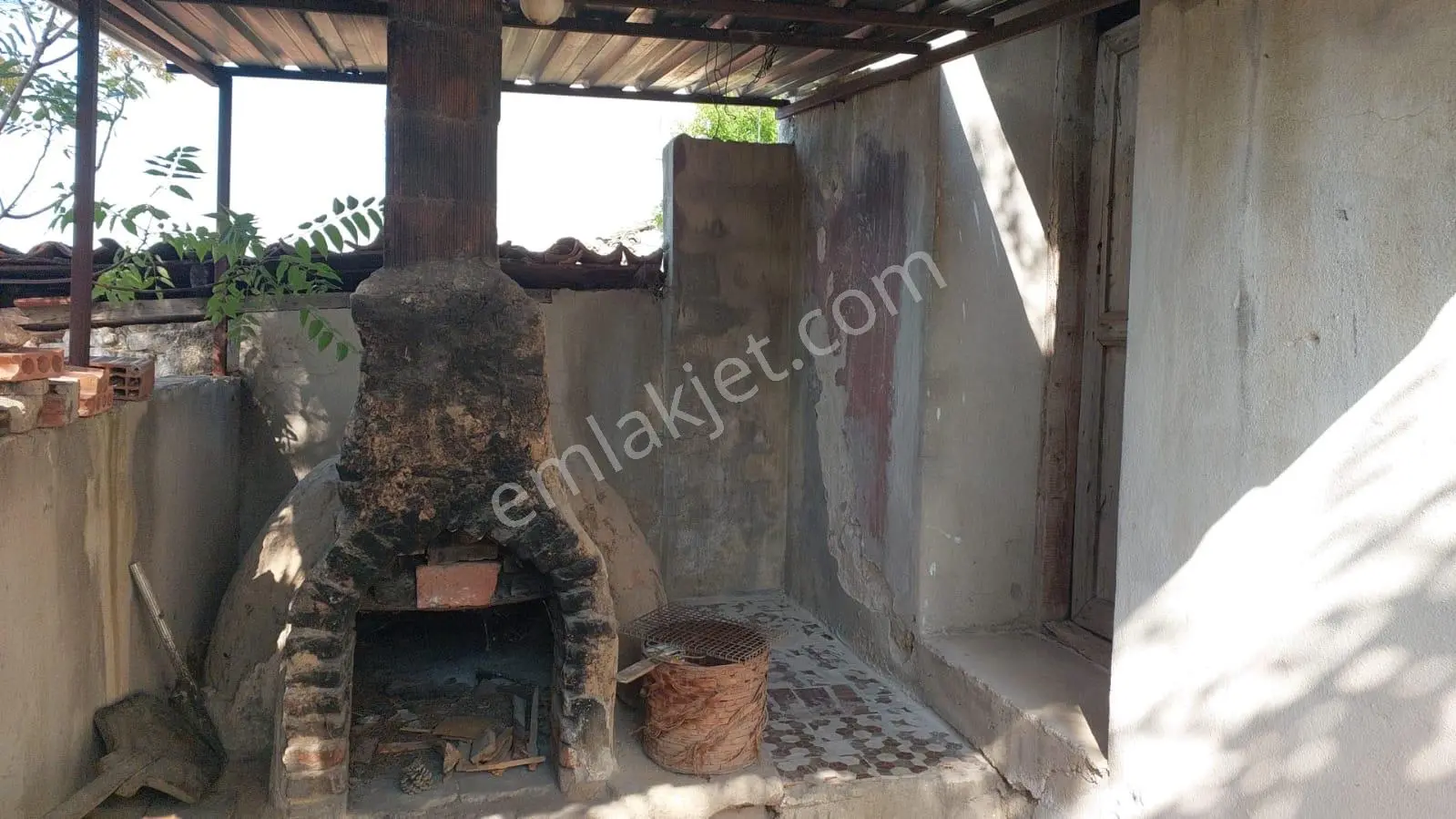 Havran Büyükdere’de Kaz Dağları Manzaralı Teraslı 2 Katlı Satılık Köy Evi! 2.450.000 Tl — fotoğraf 10