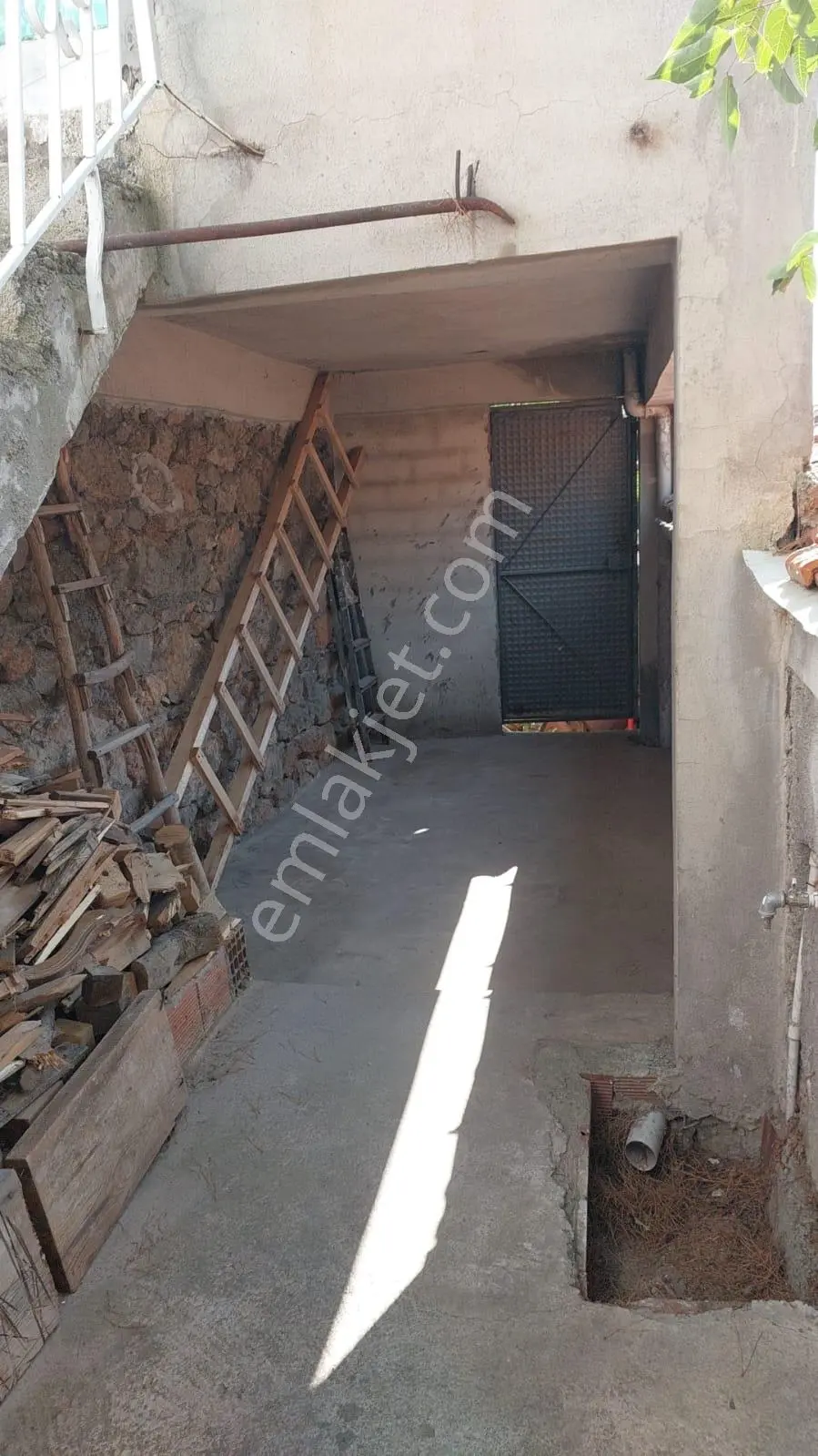 Havran Büyükdere’de Kaz Dağları Manzaralı Teraslı 2 Katlı Satılık Köy Evi! 2.450.000 Tl — fotoğraf 11