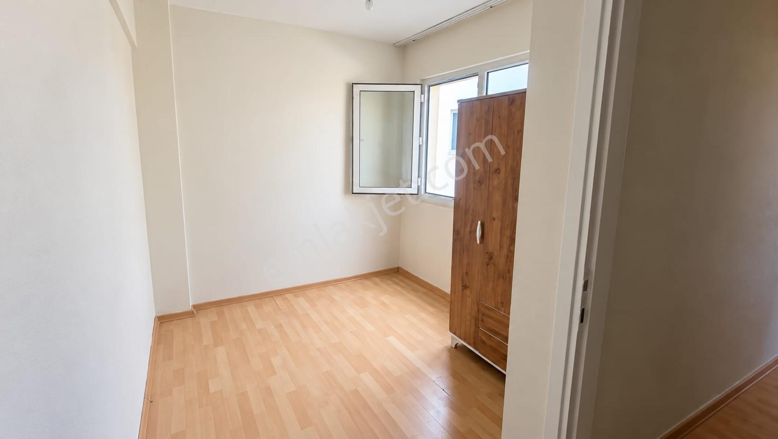 Karşıyaka Nergiz Goncalar 2+1 Daire — fotoğraf 6