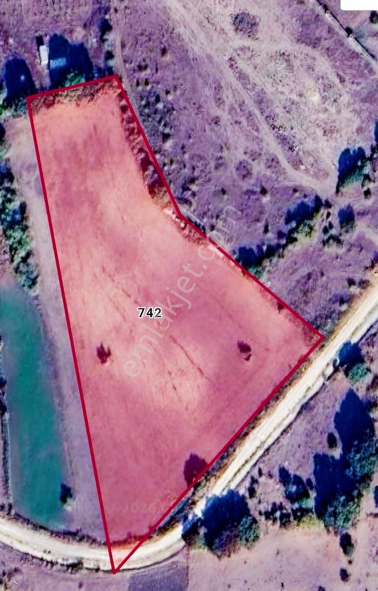 Bursa Mustafakemalpaşa Üçbeyli Köyünde 15.149 M² Tarla — fotoğraf 9