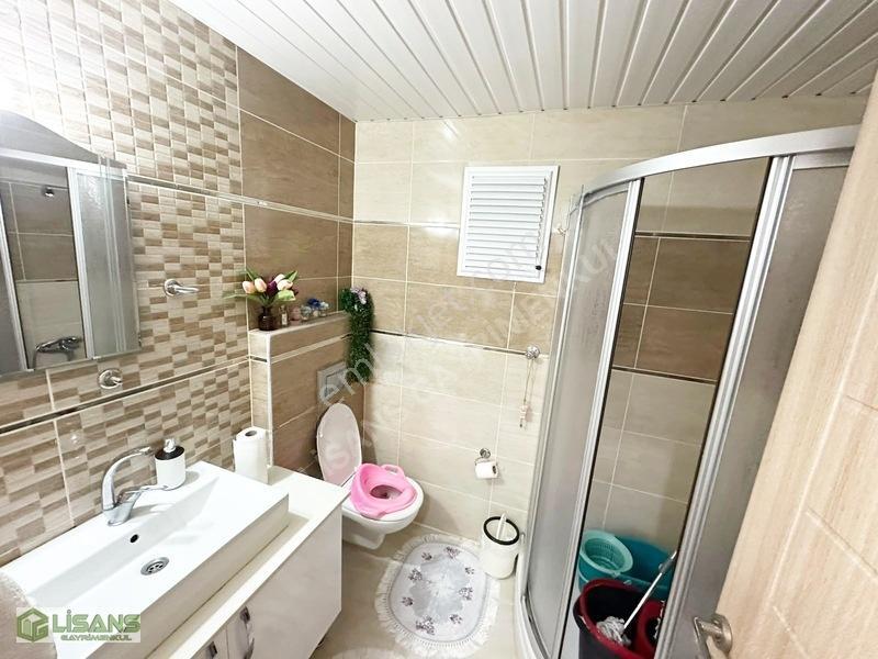 Pınarda-3+1-geniş-hatasız-iskanlı-ç.banyo-g.odalı-site-yeni-yapı — fotoğraf 21