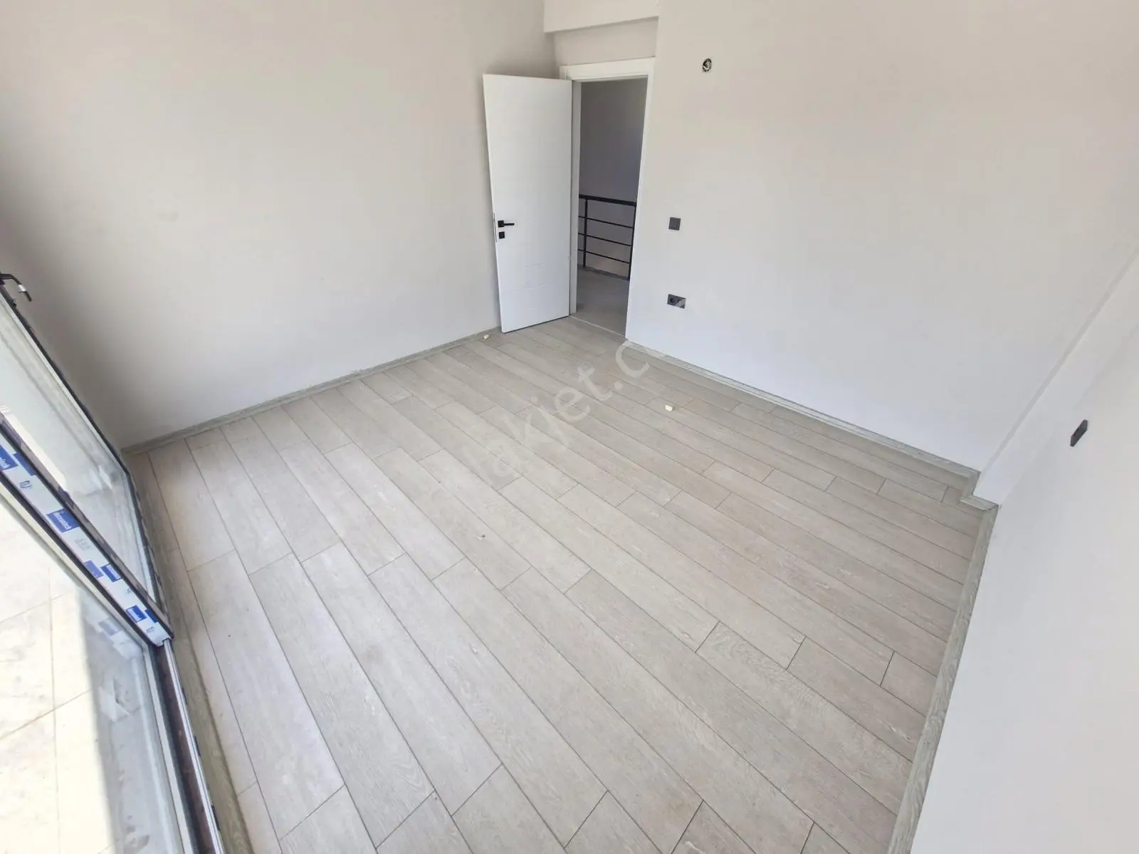 Huzur'dan Uygun Fiyatlı Hesaplı 3+1 Mükemmel Satılık Villa — fotoğraf 14