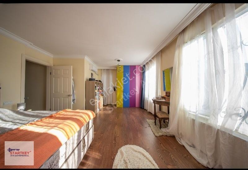 Güzelbahçe Çınarlı Mahallesi Site İçi 5+2 Satılık Villa — fotoğraf 18