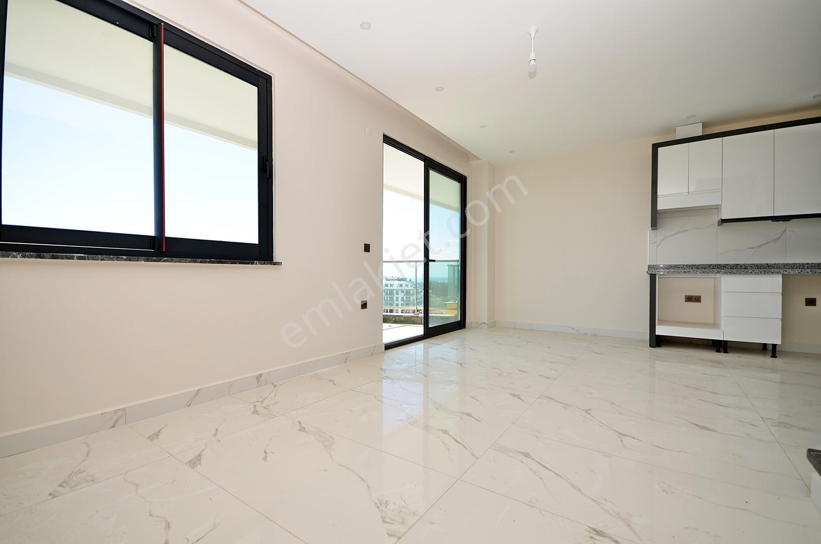 Konak Green Towers | 2+1 Penthouse | Zengin Sosyal Olanaklı — fotoğraf 4