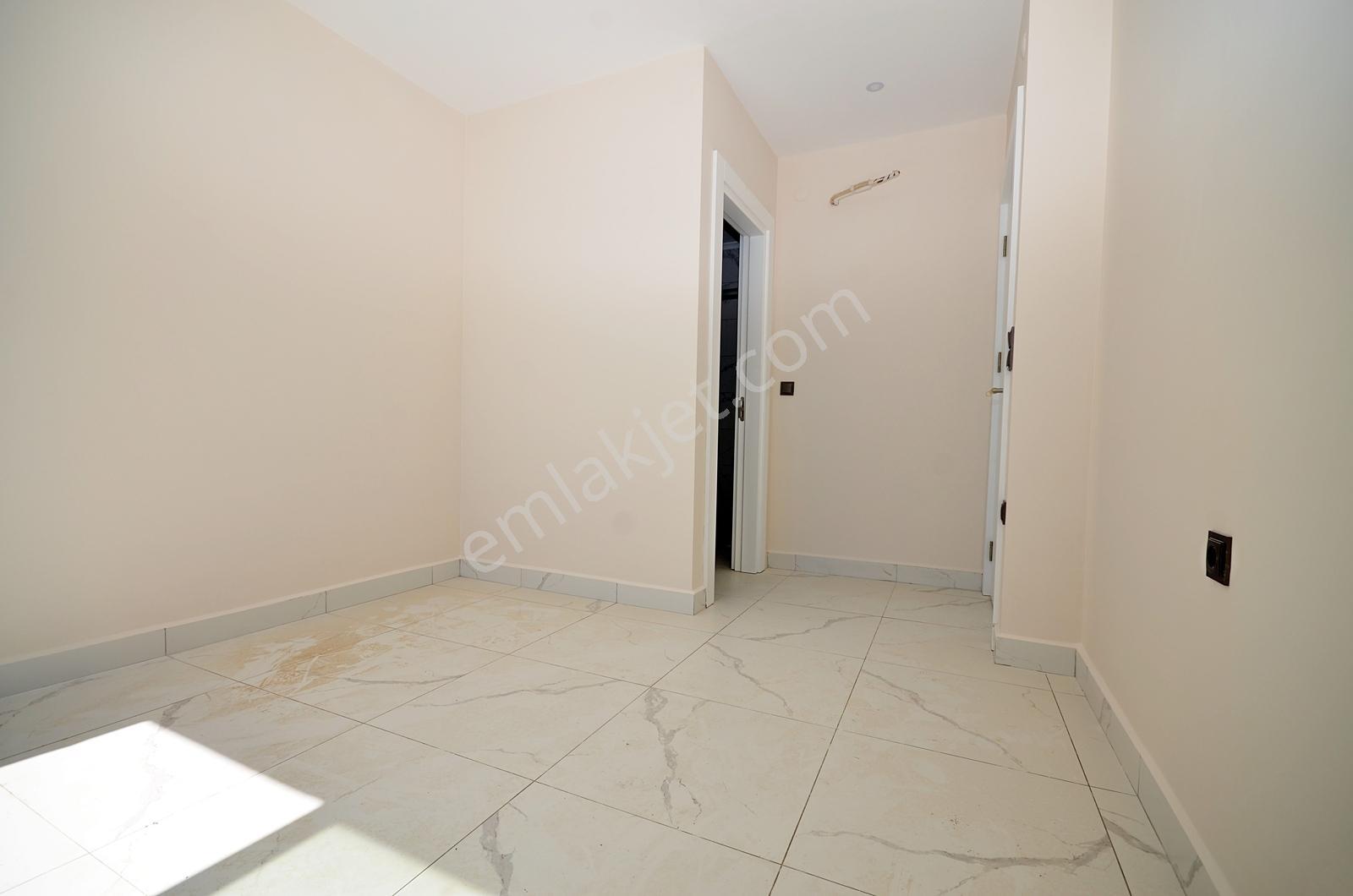 Konak Green Towers | 2+1 Penthouse | Zengin Sosyal Olanaklı — fotoğraf 11