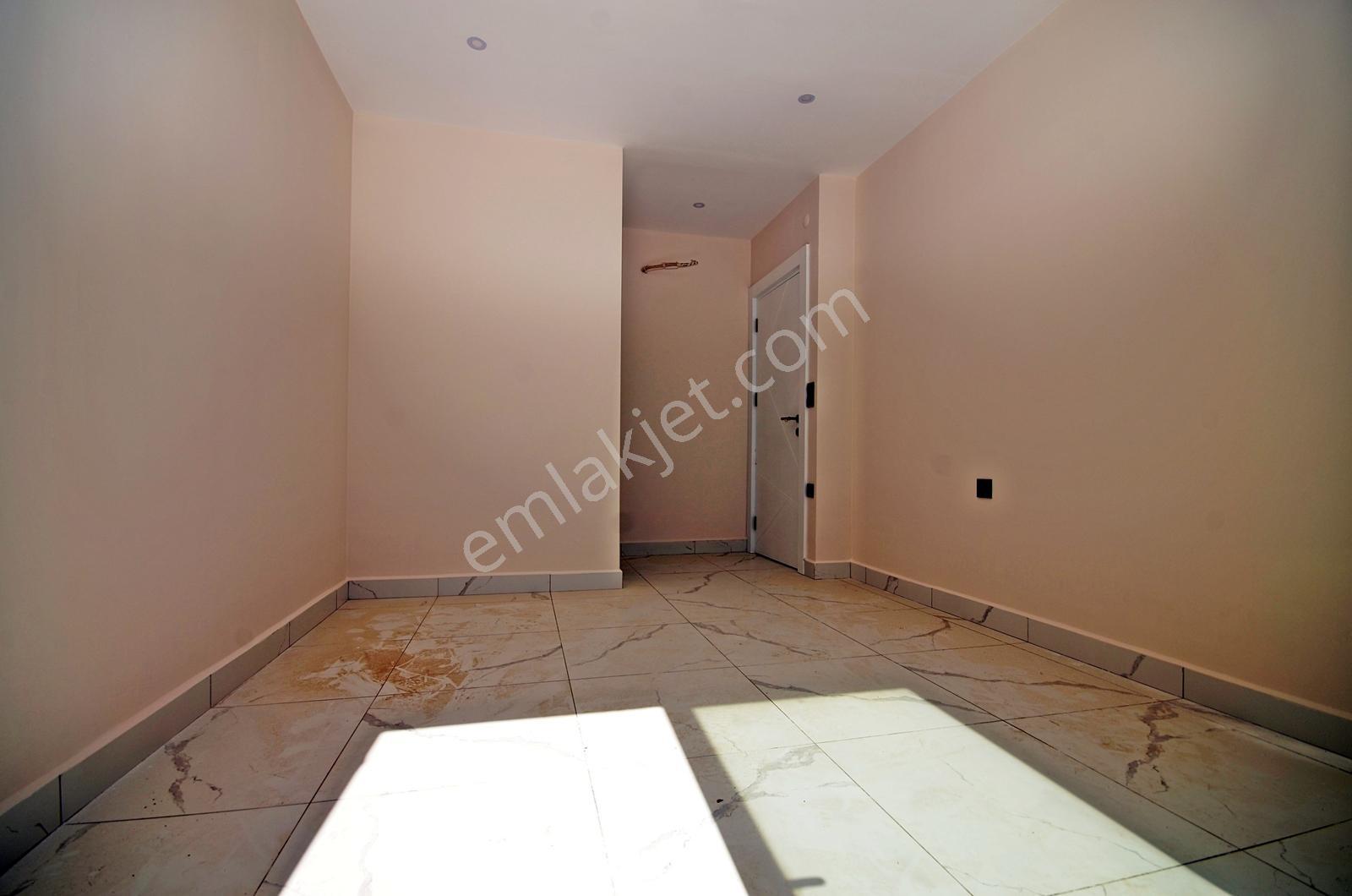Konak Green Towers | 2+1 Penthouse | Zengin Sosyal Olanaklı — fotoğraf 13