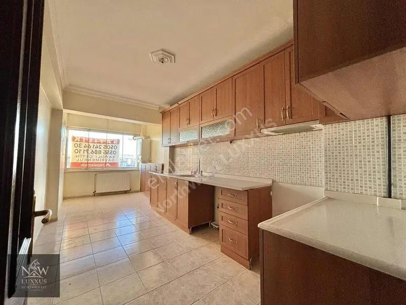 Eryaman Tunahan Sitesi Metromall Ve Metro Yanı Satılık 3+1 Daire