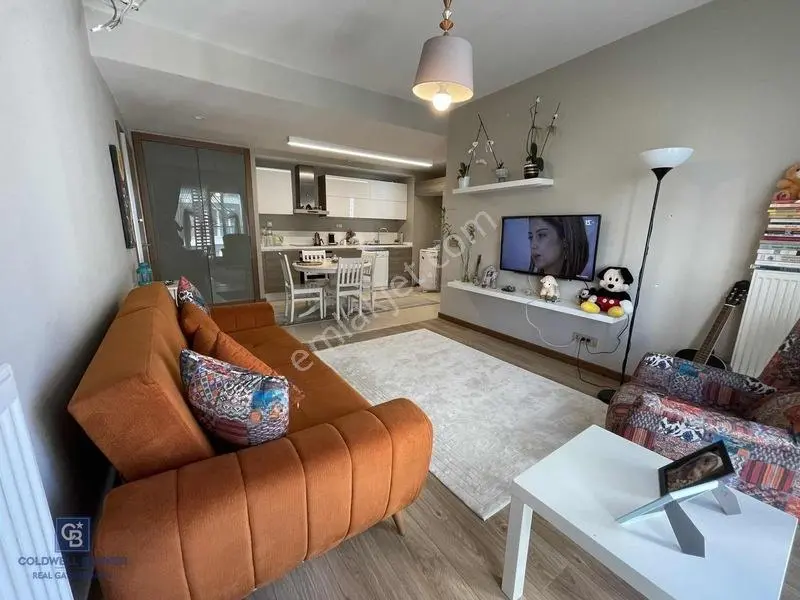 Resim İstanbul Sitesi 1+1 Satılık Daire — fotoğraf 2