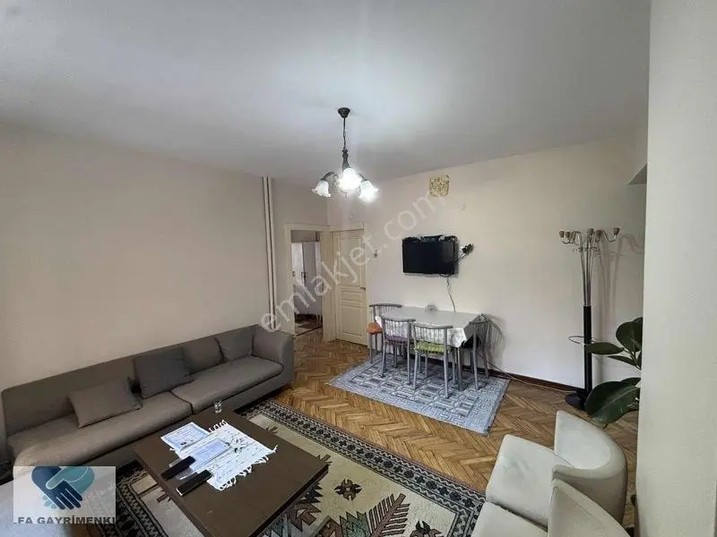 Merdivenköy'de Satılık 2+1 Daire - Hastanelere Yakın, Yatırımlık — fotoğraf 6