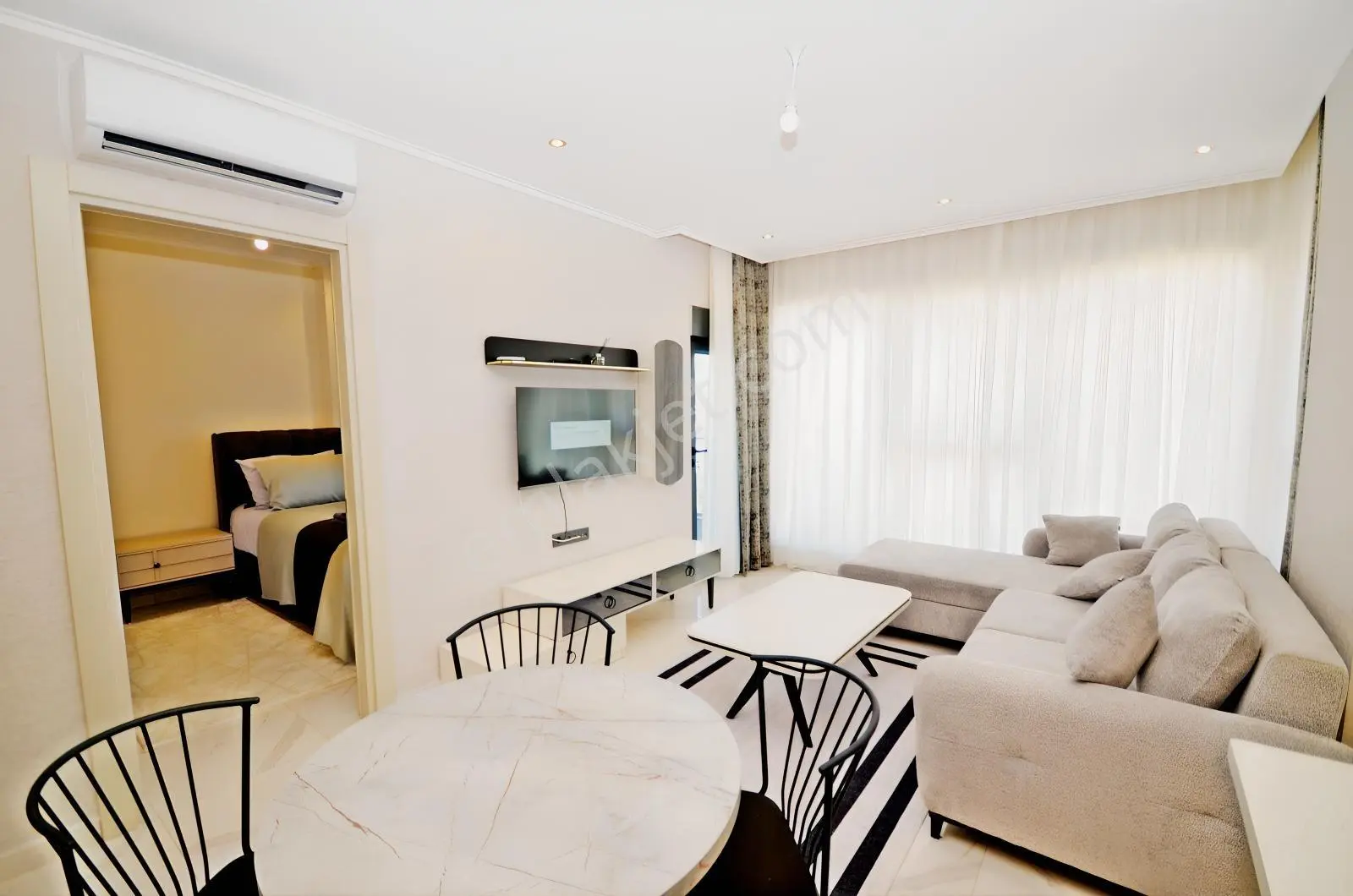 Kavi Skyland Resıdence | Full Eşyalı 2+1 | Deniz & Havuz Manzara — fotoğraf 4
