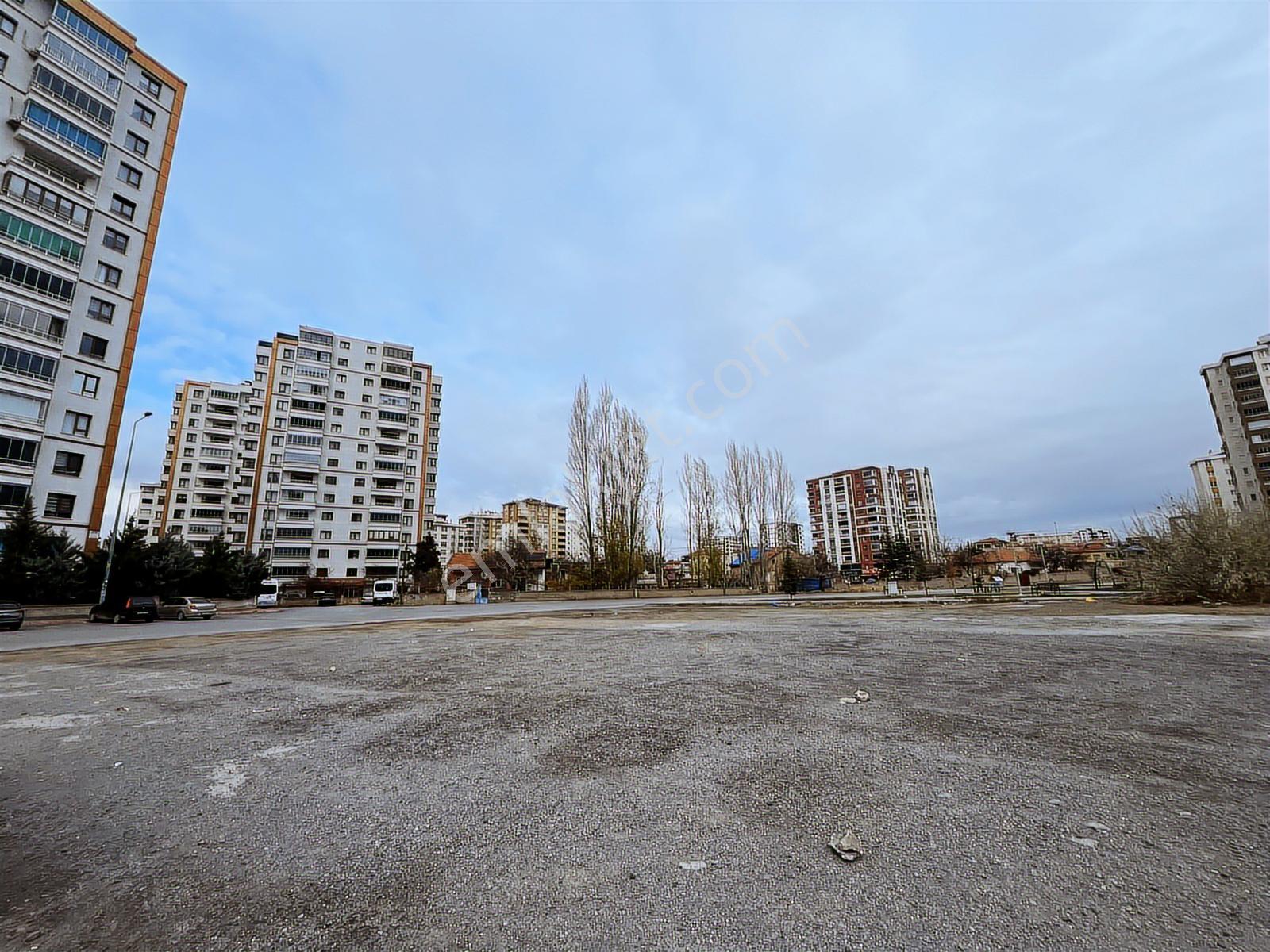 Uğurevlerde Fırsat Arsası 1270 M2 Köşe Temiz Parsel 310-2 — fotoğraf 3
