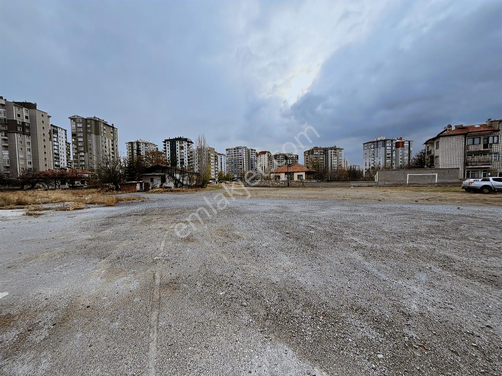 Uğurevlerde Fırsat Arsası 1270 M2 Köşe Temiz Parsel 310-2 — fotoğraf 6