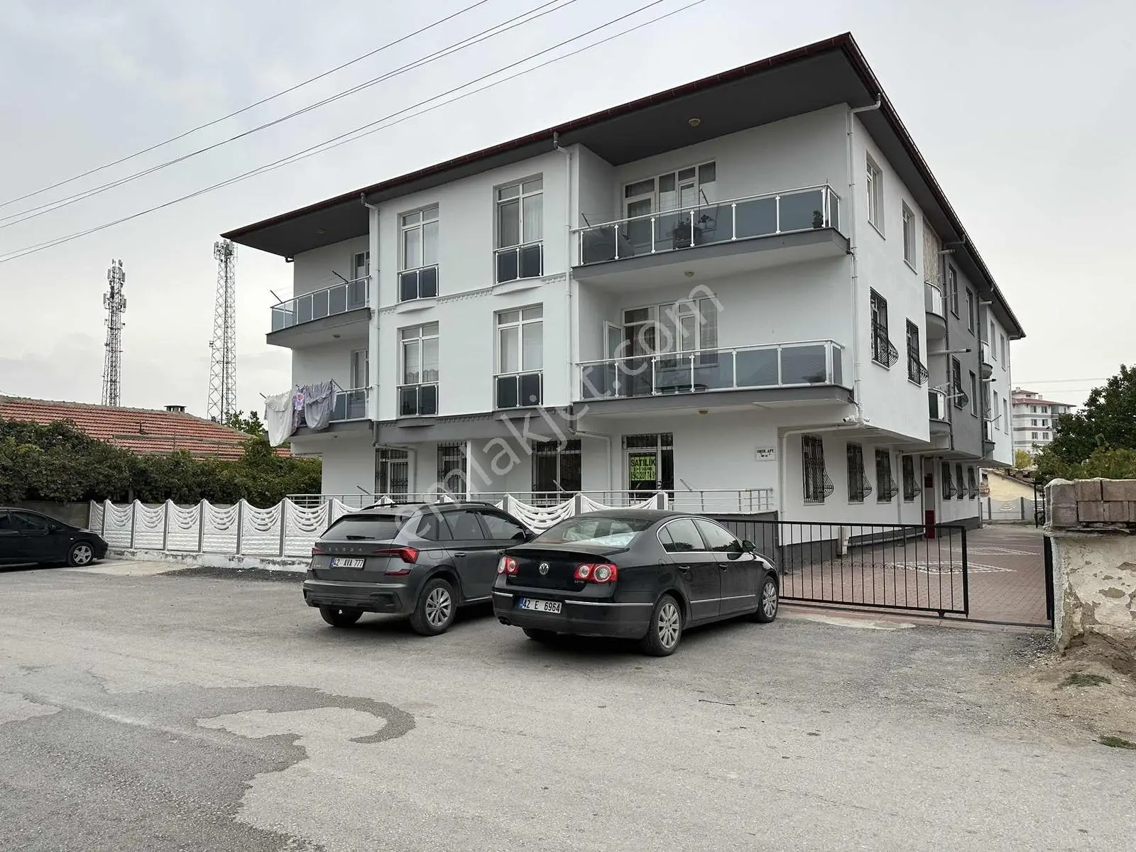 Başarı'dan Türbe M.satılık 2+1 Geniş Daire (yüksek Giriş Kat) — fotoğraf 2