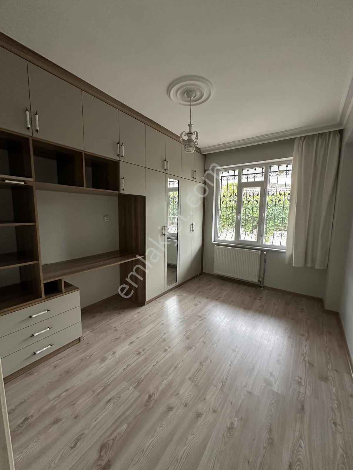 Başarı'dan Türbe M.satılık 2+1 Geniş Daire (yüksek Giriş Kat) — fotoğraf 8