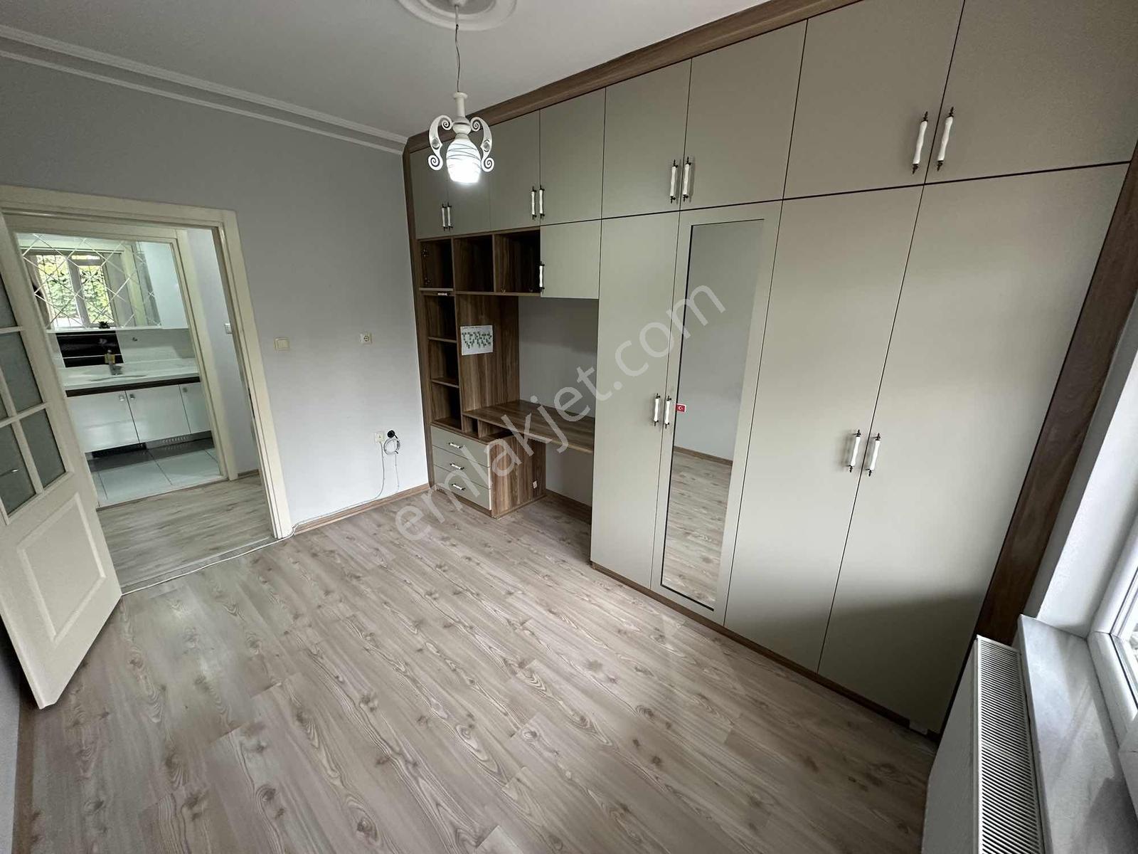 Başarı'dan Türbe M.satılık 2+1 Geniş Daire (yüksek Giriş Kat) — fotoğraf 9