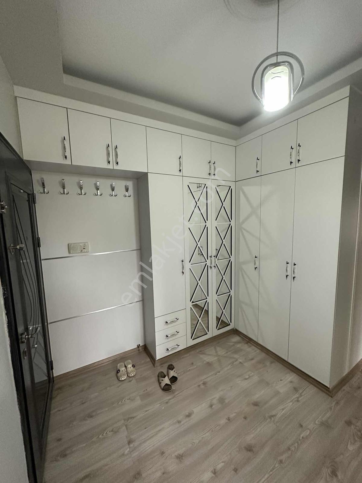 Başarı'dan Türbe M.satılık 2+1 Geniş Daire (yüksek Giriş Kat) — fotoğraf 13