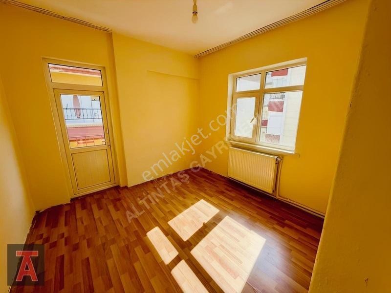 Maraşal Çakmak Mah Katta Krediye Uygun Cadde Yakını 3+1 Daire! — fotoğraf 8