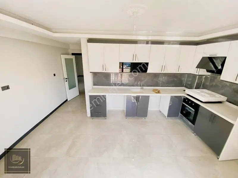 Yıldıztepe Caddede Sıfır 3+1 Park Manzaralı — fotoğraf 6