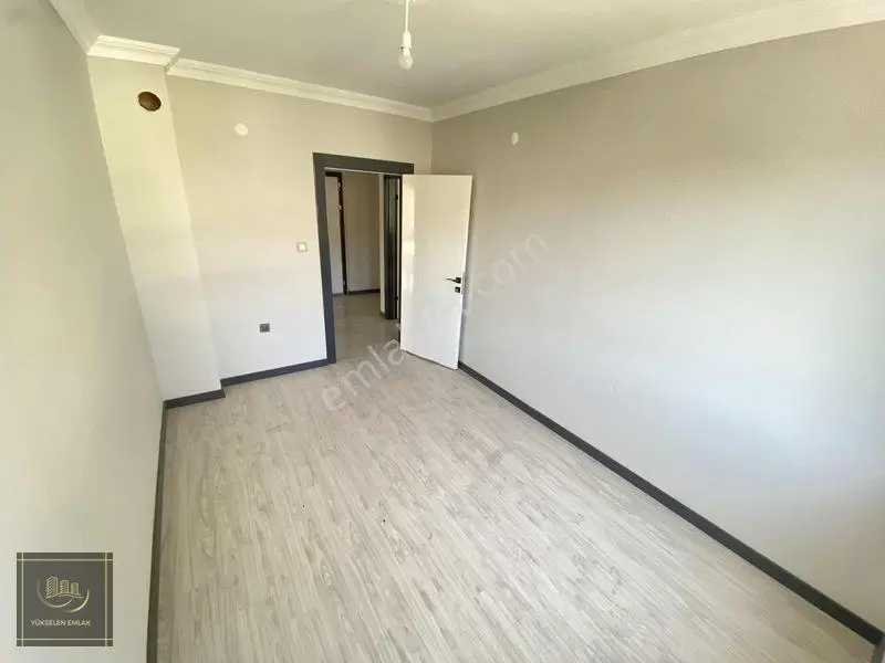 Yıldıztepe Caddede Sıfır 3+1 Park Manzaralı — fotoğraf 15