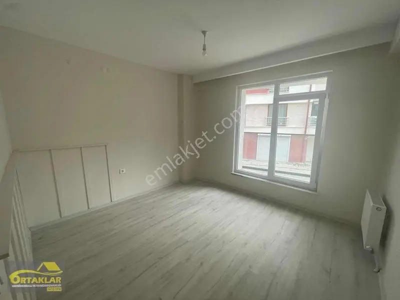 Özel Garajlı Köşe 2+1 — fotoğraf 6