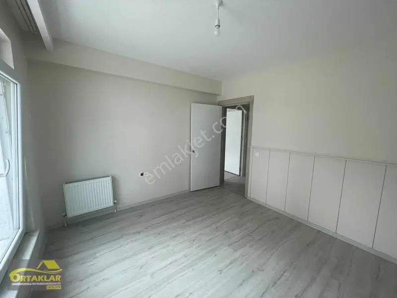 Özel Garajlı Köşe 2+1 — fotoğraf 10