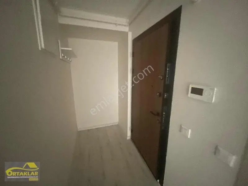 Özel Garajlı Köşe 2+1 — fotoğraf 13