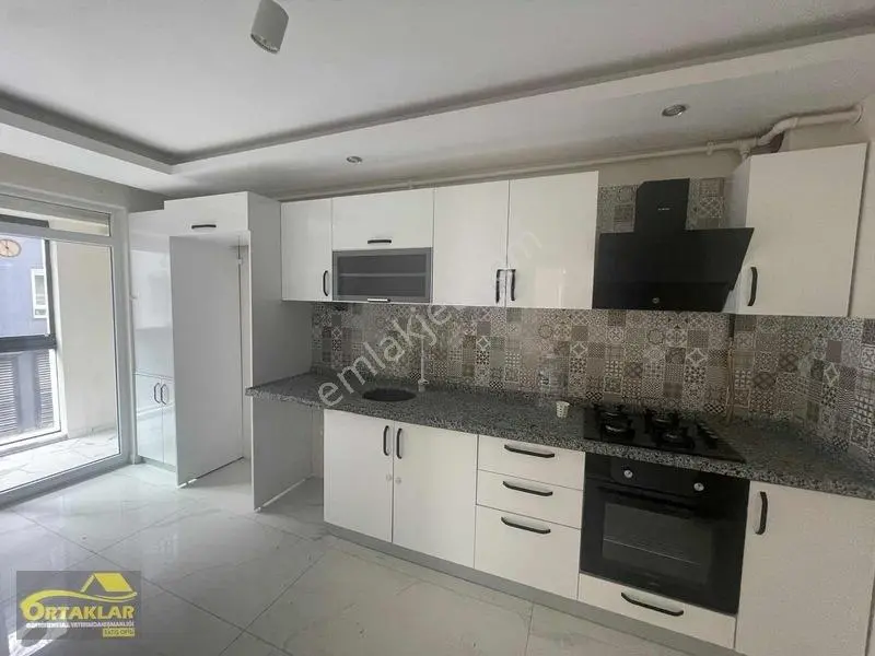 Özel Garajlı Köşe 2+1 — fotoğraf 16