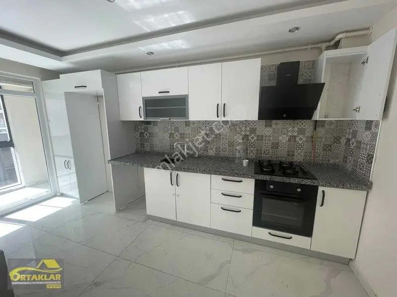 Özel Garajlı Köşe 2+1 — fotoğraf 23