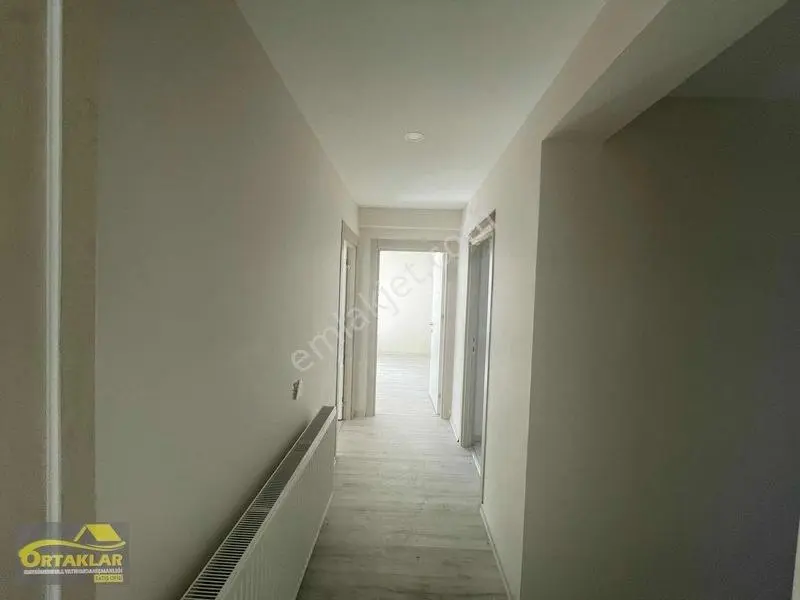 Özel Garajlı Köşe 2+1 — fotoğraf 24