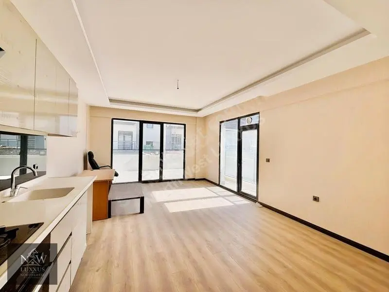 North&west'ten İncek'te İskanlı Satılık Geniş Tip 1+1 Daire — fotoğraf 3