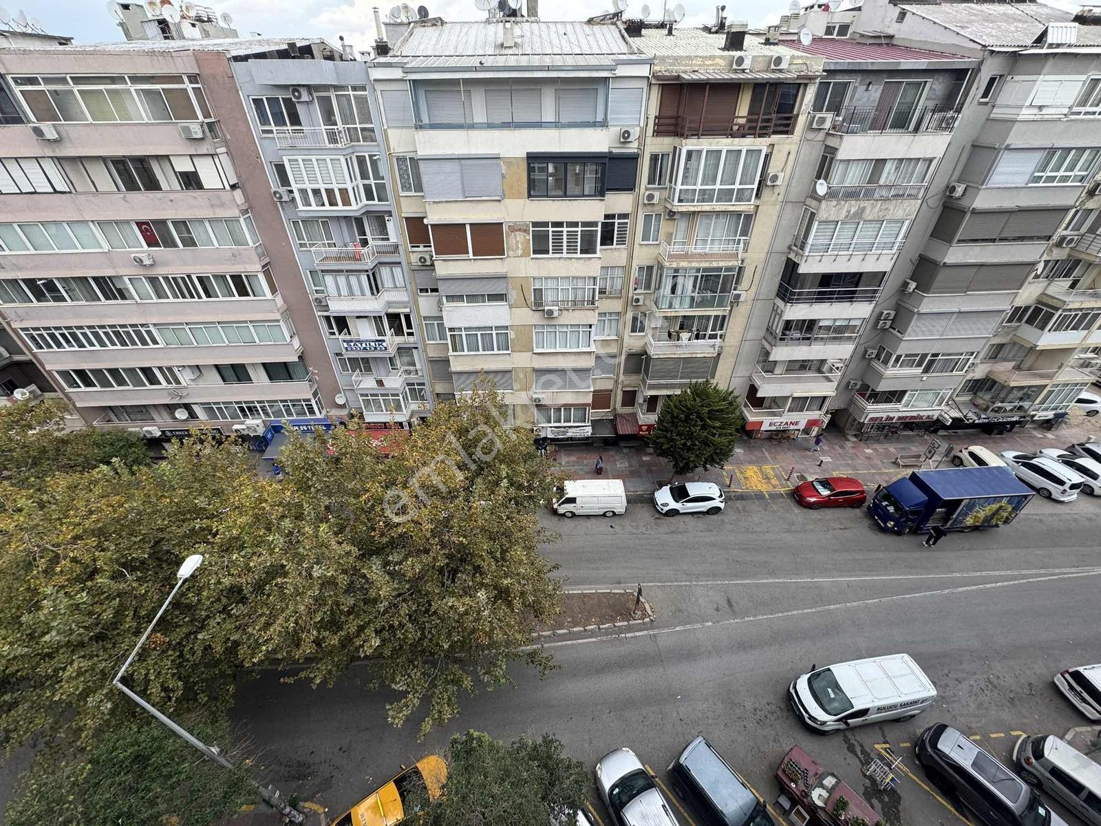 Bürmen'den Mithatpaşa Caddesinde 3+1 Asansörlü Otoparklı — fotoğraf 11