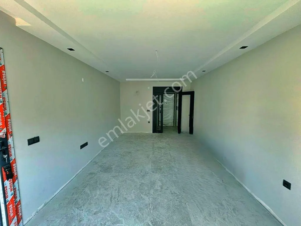 Uytundan Örende Havuzlu Ultralüks Sitede 2+1 Akıllı Daire — fotoğraf 20