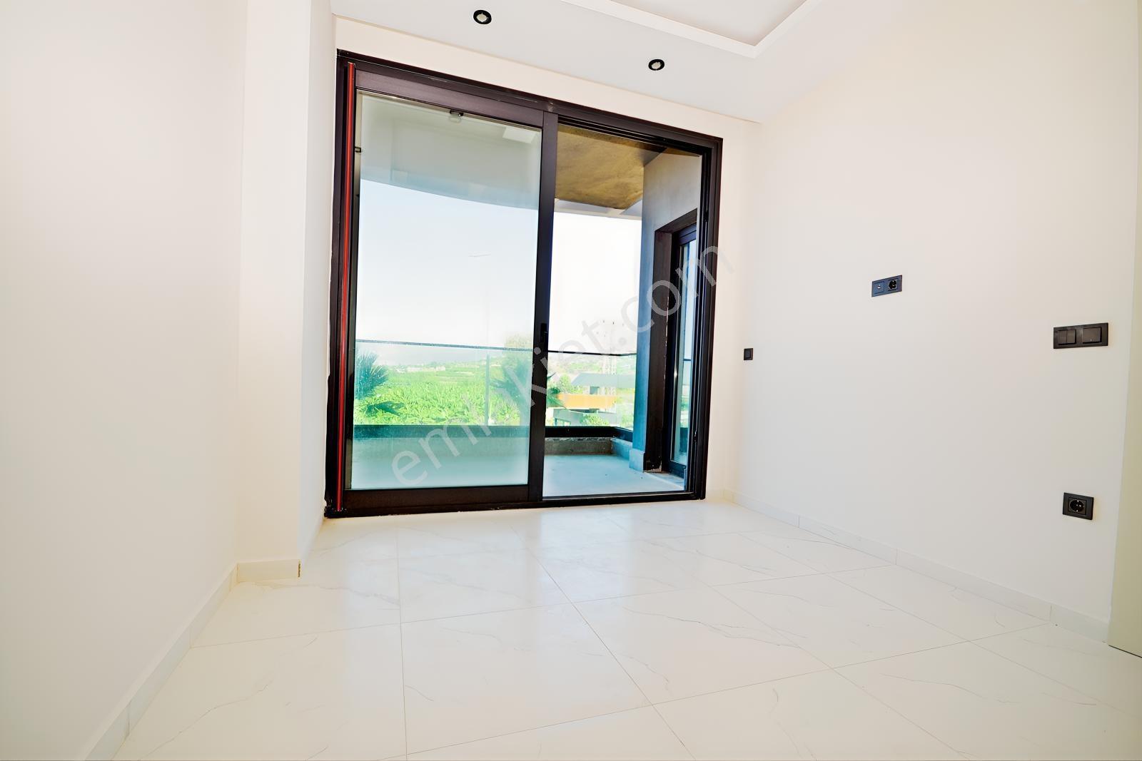 Kavi Velux | Eşyasız 2+1 | Sosyal Olanaklı — fotoğraf 11