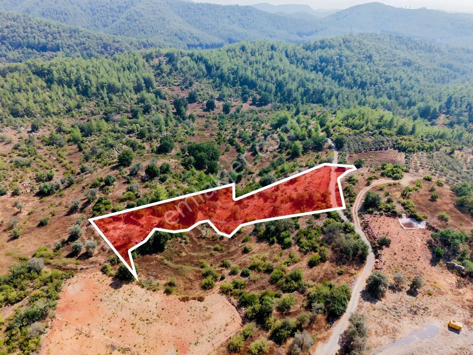 Alanya Karamanlarda Yola Sıfır 5152 M2 Yatırımlık Tarla — fotoğraf 3