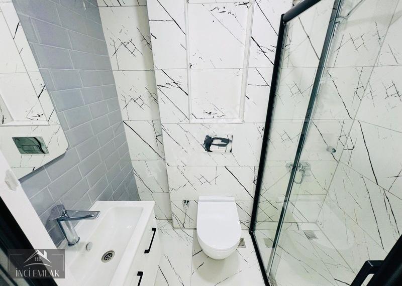 Satılık Hobi Bahçeli Giyinme Oda Ebeveyn Banyolu 4+1 — fotoğraf 2