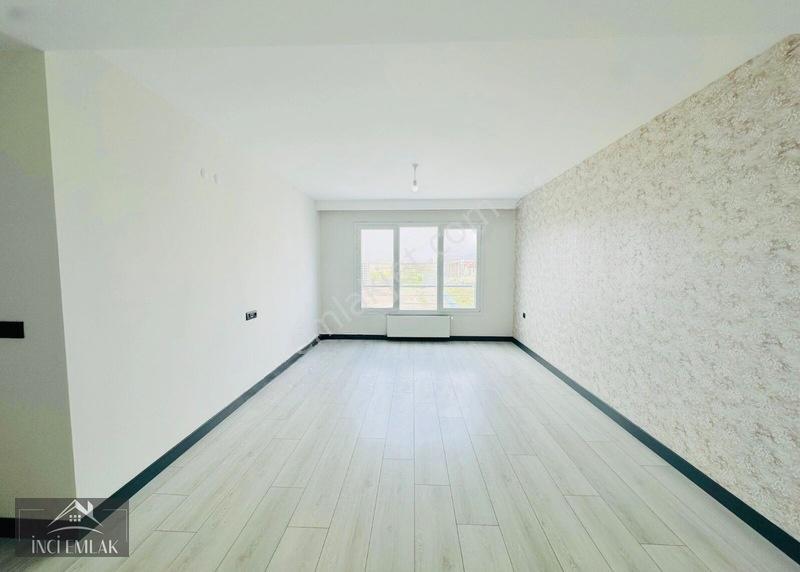 Satılık Hobi Bahçeli Giyinme Oda Ebeveyn Banyolu 4+1 — fotoğraf 11