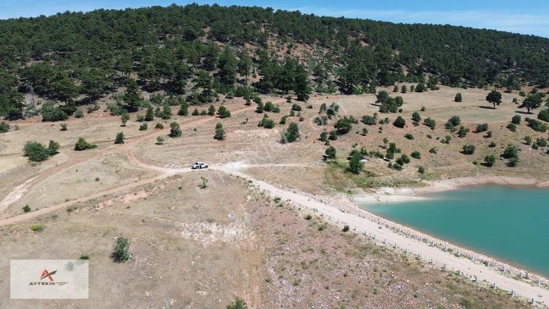 Göletin Hemen Yanında 3.348 M² Müstakil Tapulu Tarla — fotoğraf 5