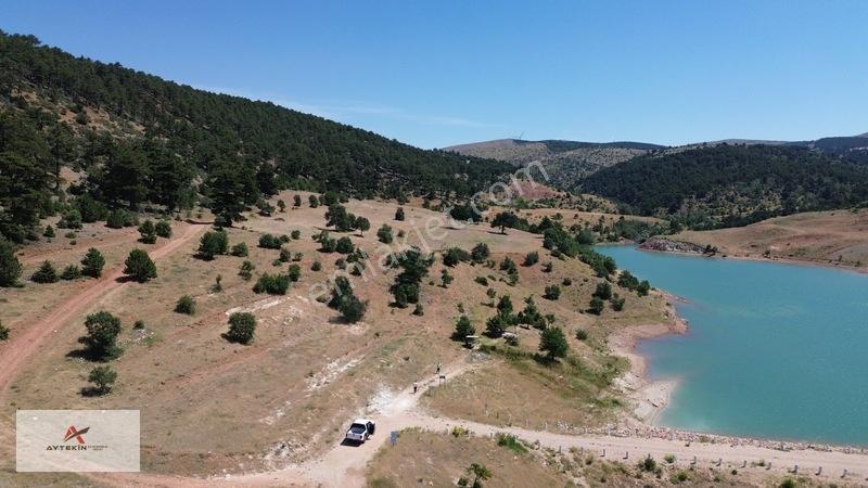 Göletin Hemen Yanında 3.348 M² Müstakil Tapulu Tarla — fotoğraf 8