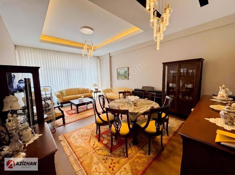 Azizhan Dan Zeynep Hanım Konaklarında Satılık Bakımlı Lüx Daire — fotoğraf 15