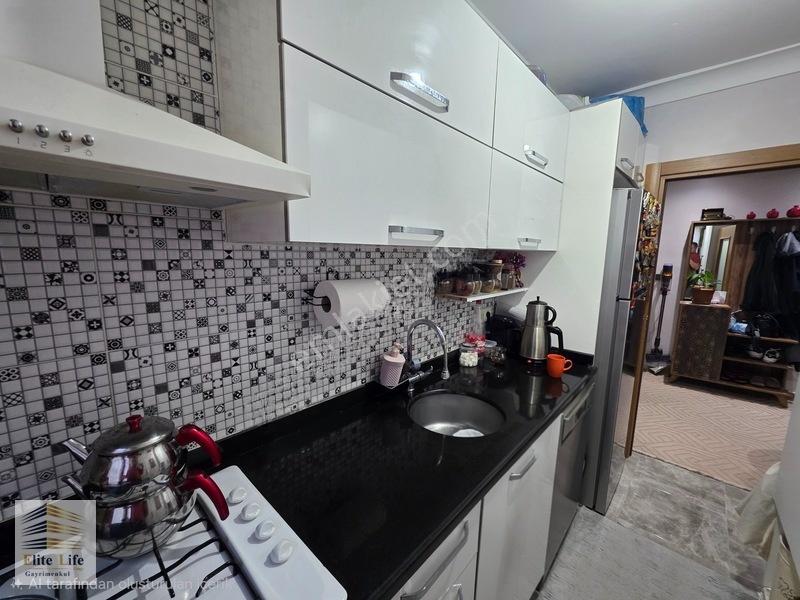 Mimar Sinan'da Merkezi Konumda İskanlı Krediye Uygun 2+1 Ara Kat — fotoğraf 18