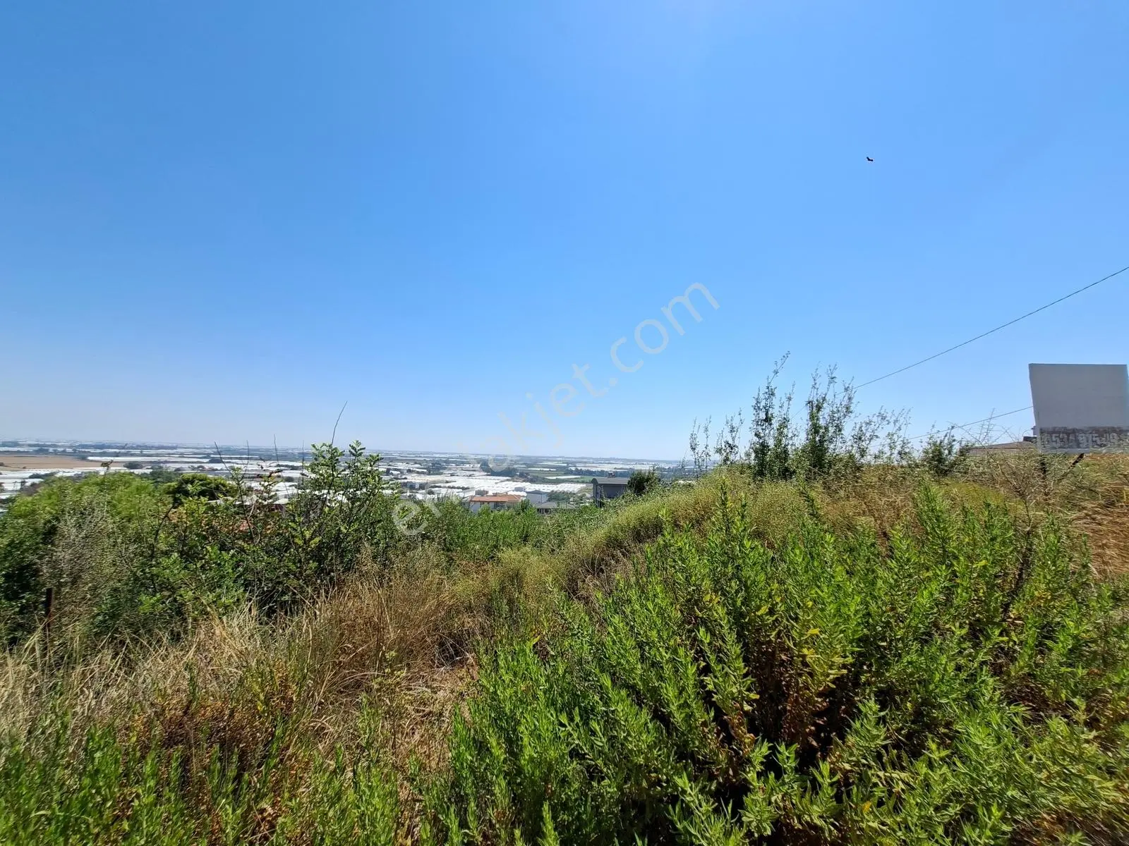 Çalkaya Mandırlarda Panoromik Manzaralı 414 M2 Köşe Parsel Arsa