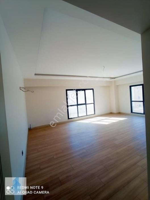 Bağcılar Güneşli De Site İçinde Sıfır 4+1, 3+1, 2+1 Daireler — fotoğraf 4