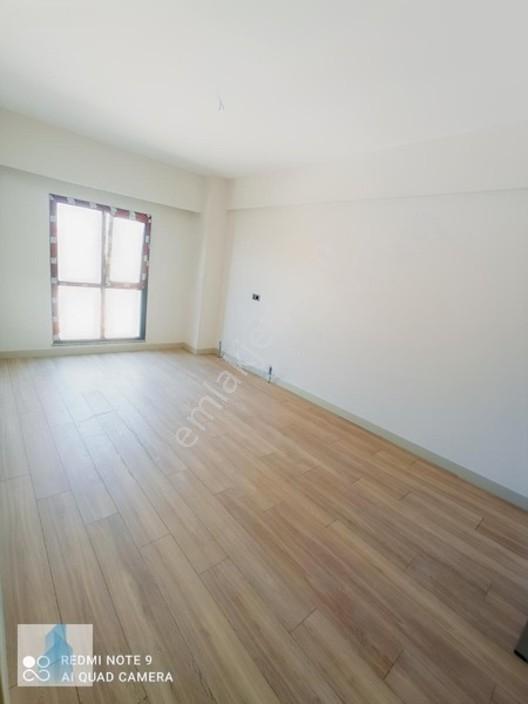 Bağcılar Güneşli De Site İçinde Sıfır 4+1, 3+1, 2+1 Daireler — fotoğraf 13