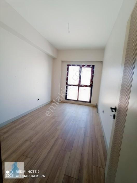 Bağcılar Güneşli De Site İçinde Sıfır 4+1, 3+1, 2+1 Daireler — fotoğraf 19