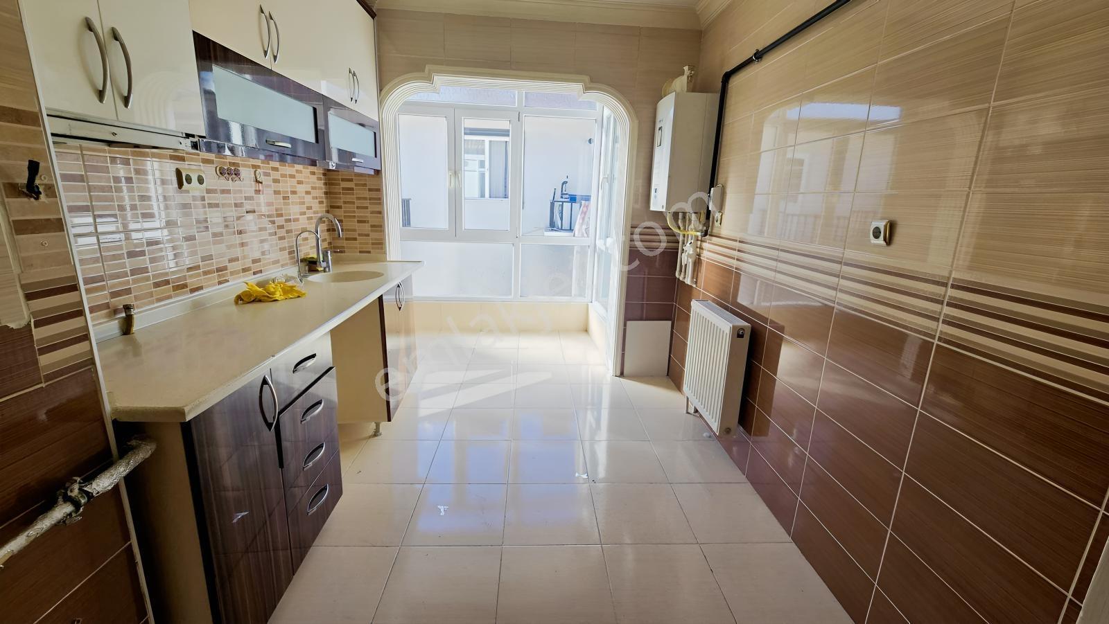 Gülveren Mah 3+1 Kat 3 Ön Cephe Full Acık Manzara 120 M2 — fotoğraf 10