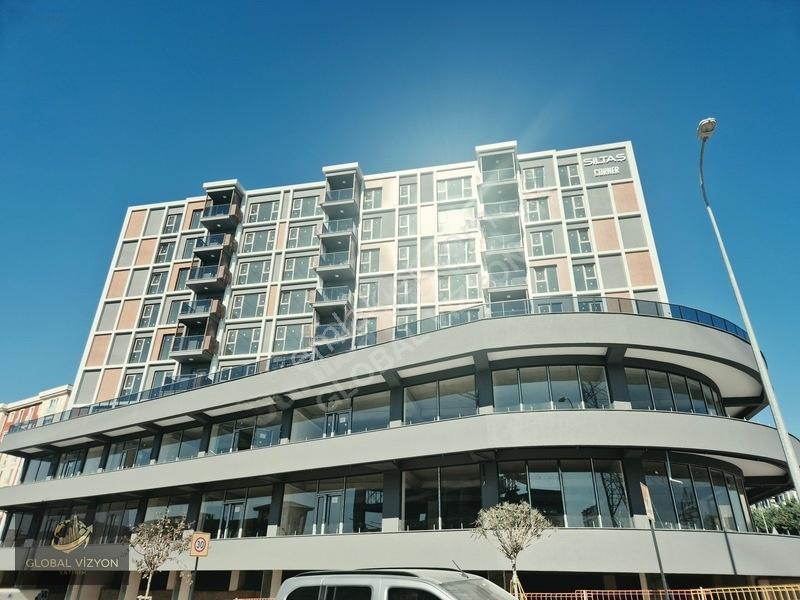 Pendik Yenişehir Yüzme Havuzlu Site İçi Satılık 2+1 Daireler