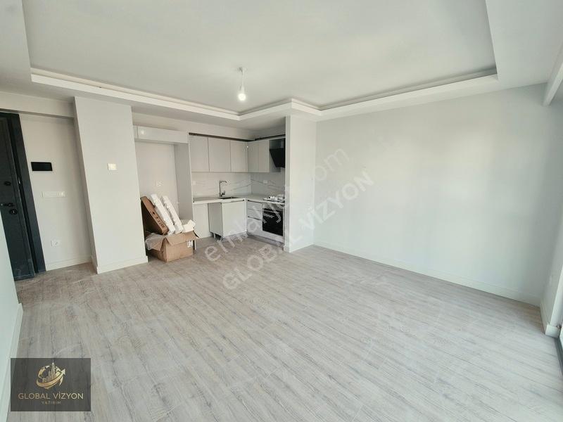 Pendik Yenişehir Yüzme Havuzlu Site İçi Satılık 2+1 Daireler — fotoğraf 4