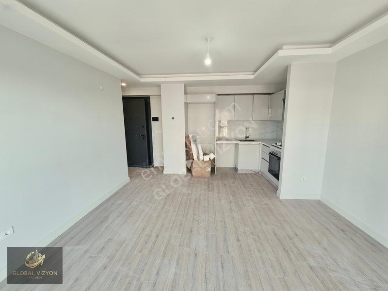 Pendik Yenişehir Yüzme Havuzlu Site İçi Satılık 2+1 Daireler — fotoğraf 5