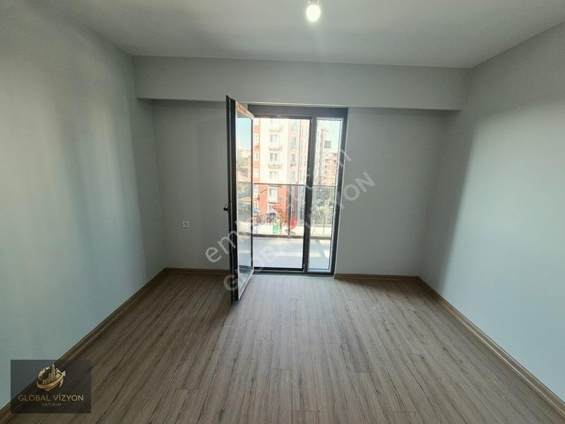 Pendik Yenişehir Yüzme Havuzlu Site İçi Satılık 2+1 Daireler — fotoğraf 19